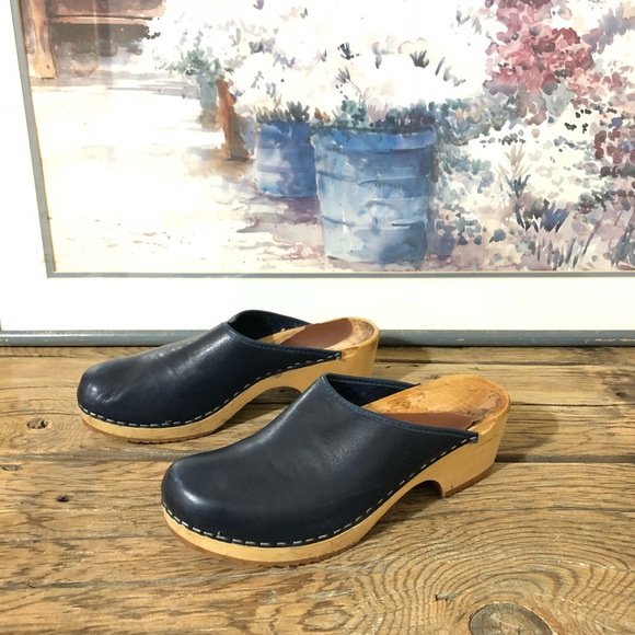 olof daughters clogs